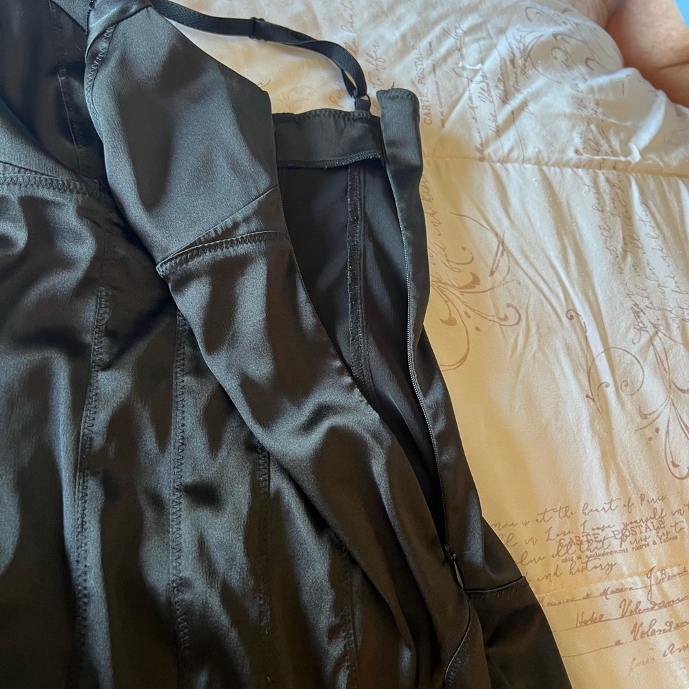 Beautiful silk guess dress size 3 - Picture 4 of 5
